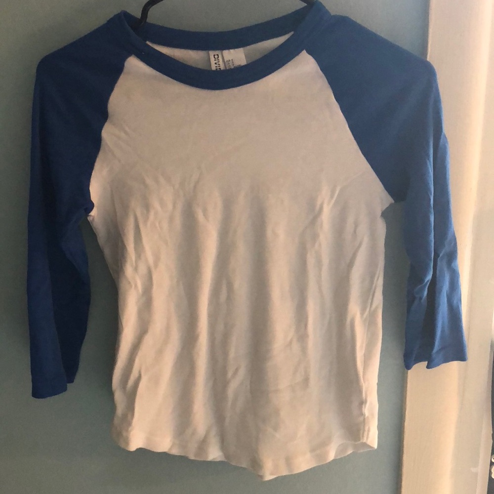 Baseball tee